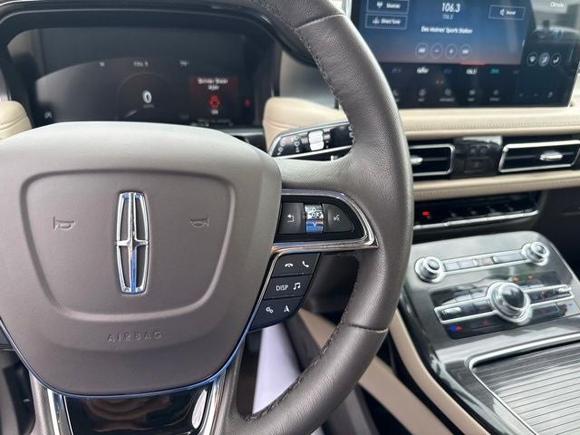 2023 Lincoln Nautilus Standard
