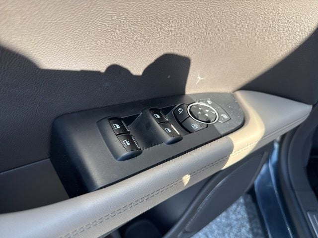 2022 Lincoln Nautilus Standard