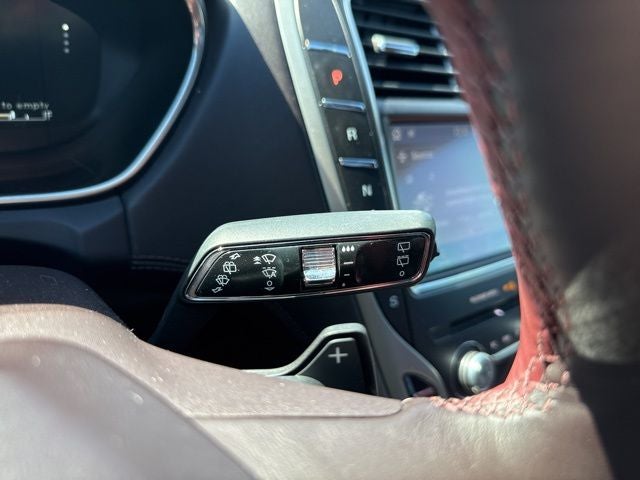 2019 Lincoln Nautilus Black Label