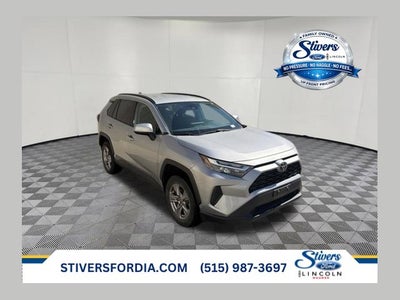 2022 Toyota RAV4 XLE