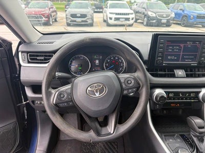 2022 Toyota RAV4 Hybrid XLE