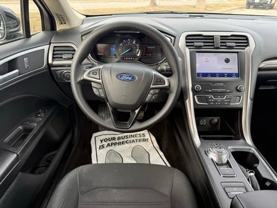 2020 Ford Fusion SE