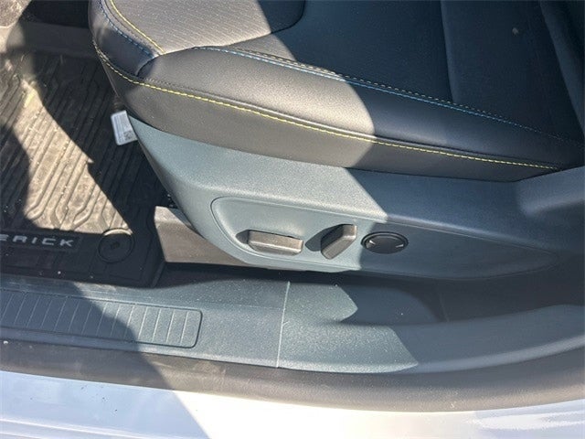 2025 Ford Maverick Lobo High