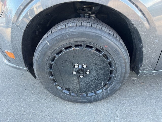 2026 Ford Maverick Lobo Standard