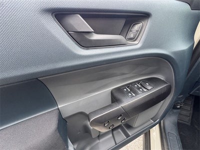 2025 Ford Maverick XL