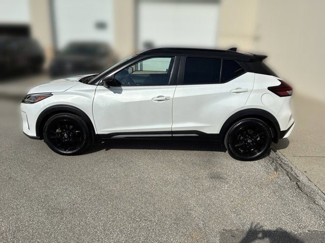 2023 Nissan Kicks SR