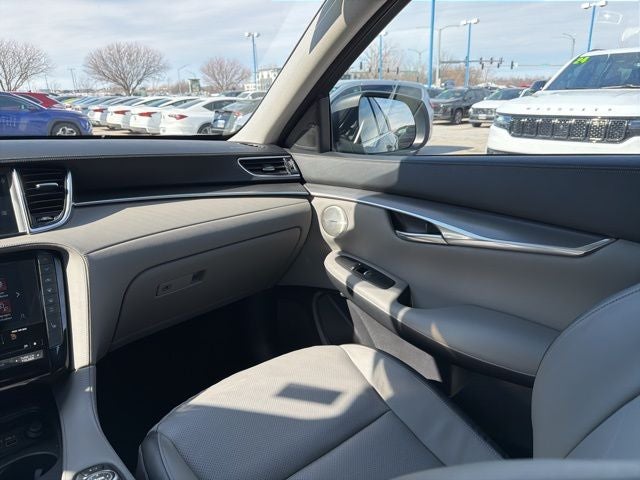 2023 INFINITI QX50 LUXE