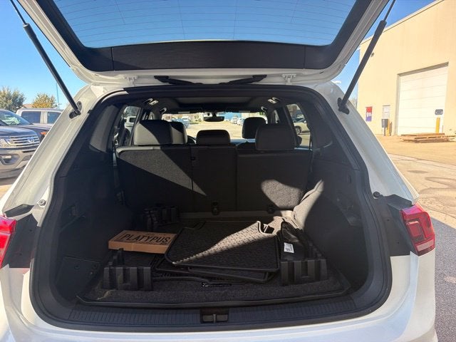 2021 Volkswagen Tiguan 2.0T SE R-Line Black