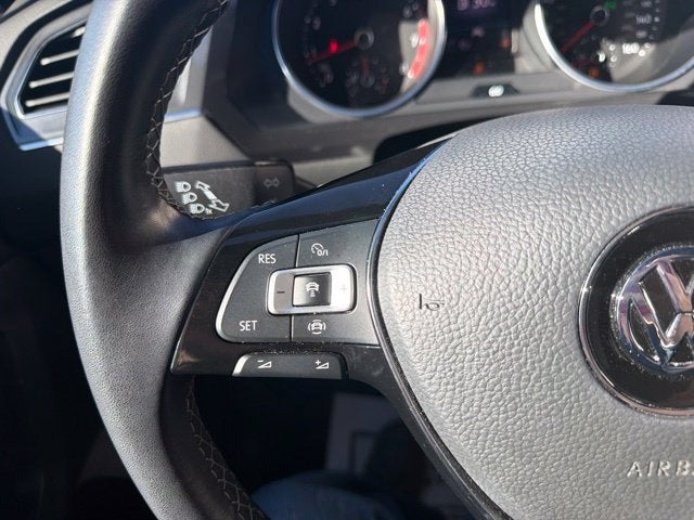 2021 Volkswagen Tiguan 2.0T SE R-Line Black