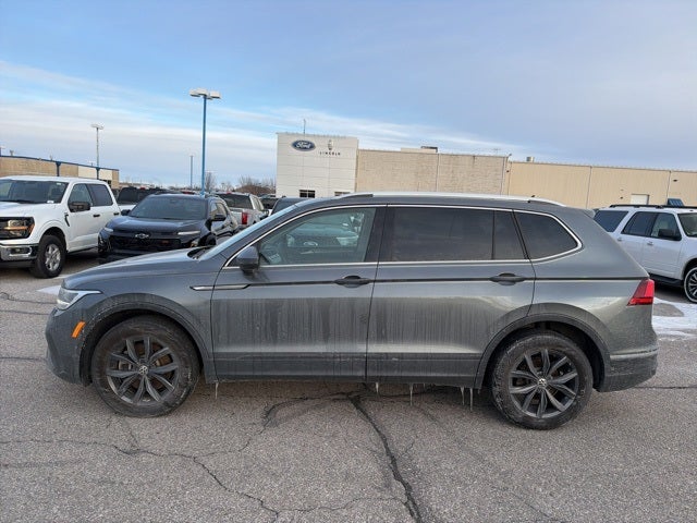 2023 Volkswagen Tiguan 2.0T SE
