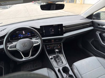 2025 Volkswagen Jetta 1.5T SE