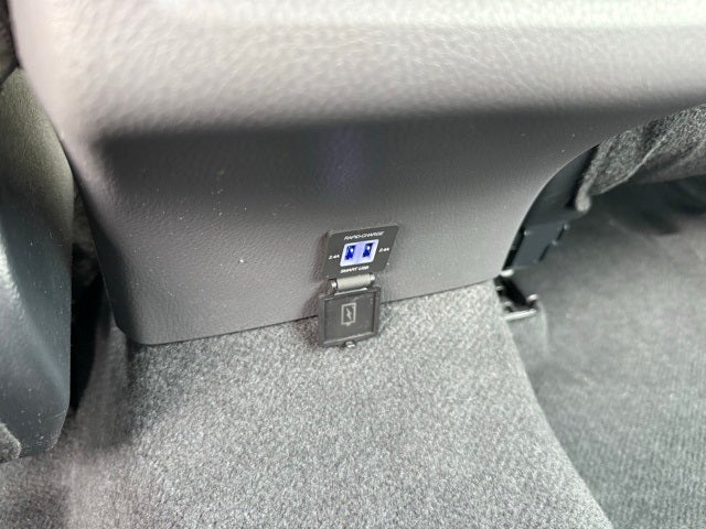 2024 Toyota Camry Hybrid SE