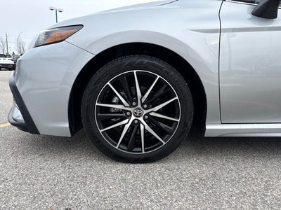 2024 Toyota Camry Hybrid SE