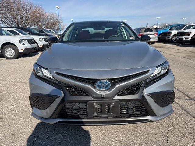 2022 Toyota Camry Hybrid XSE