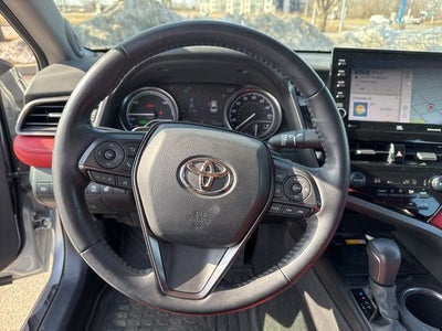 2022 Toyota Camry Hybrid XSE