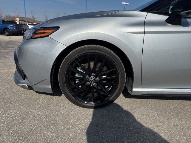 2022 Toyota Camry Hybrid XSE