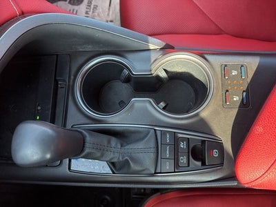 2022 Toyota Camry Hybrid XSE