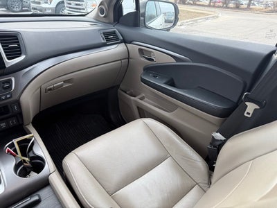 2016 Honda Pilot EX-L w/Honda Sensing