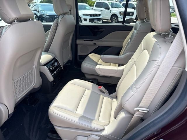 2023 Lincoln Aviator Standard Premium