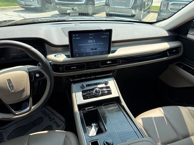 2023 Lincoln Aviator Standard Premium