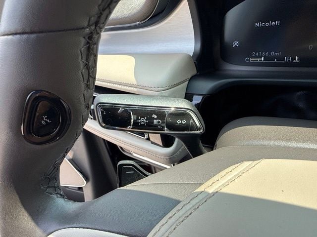 2023 Lincoln Aviator Standard Premium