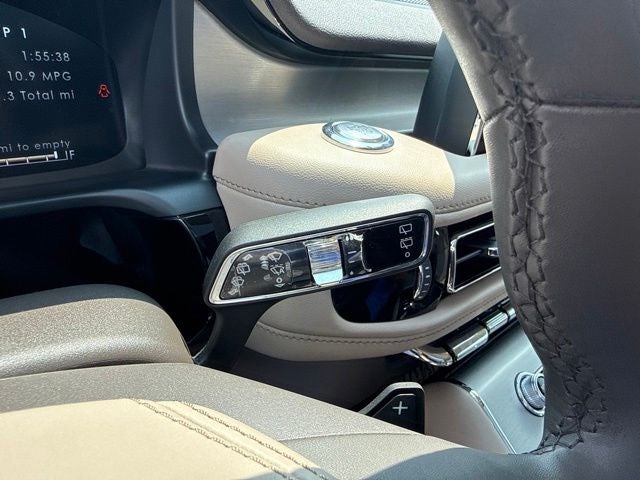 2023 Lincoln Aviator Standard Premium