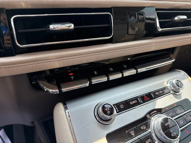 2023 Lincoln Aviator Standard Premium