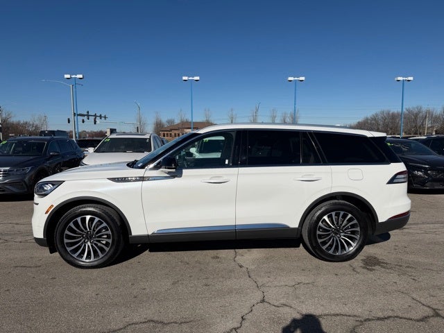 2023 Lincoln Aviator Standard