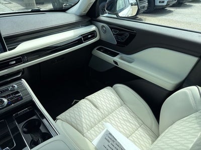 2023 Lincoln Aviator Black Label