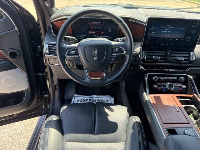 2022 Lincoln Navigator Reserve