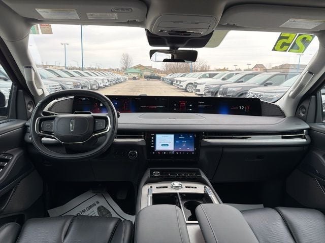 2025 Lincoln Navigator L Reserve