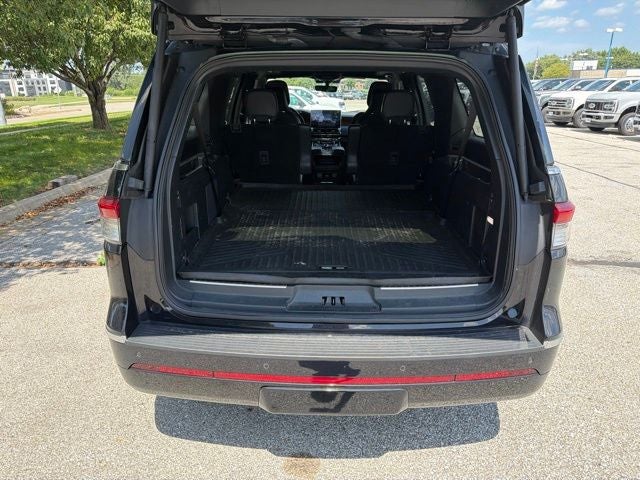 2023 Lincoln Navigator L Reserve
