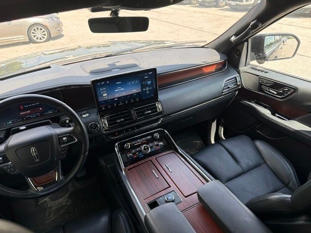 2023 Lincoln Navigator L Reserve