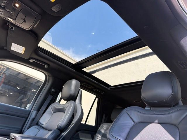 2023 Lincoln Navigator L Reserve
