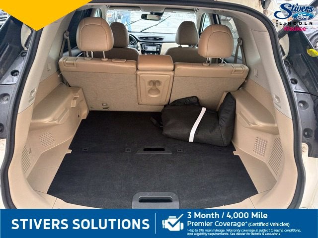 2017 Nissan Rogue SL
