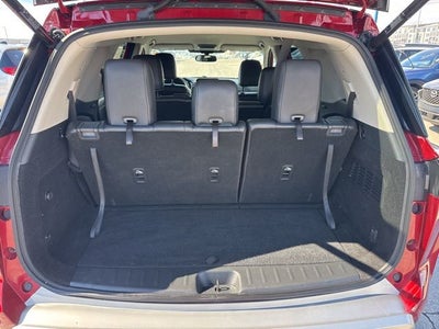 2022 Nissan Pathfinder SL