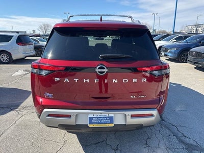 2022 Nissan Pathfinder SL