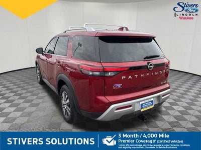 2023 Nissan Pathfinder SL