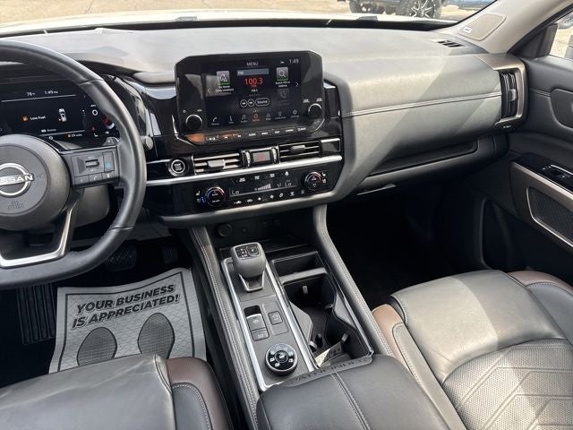 2024 Nissan Pathfinder Platinum