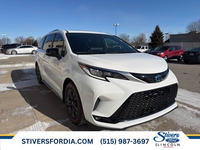 2024 Toyota Sienna XLE 7 Passenger