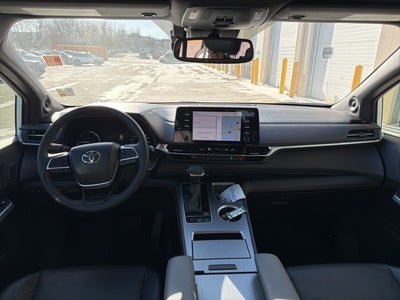 2024 Toyota Sienna XLE 7 Passenger