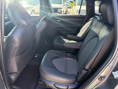 2025 Toyota Highlander XSE