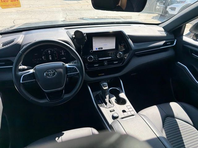 2025 Toyota Highlander XSE