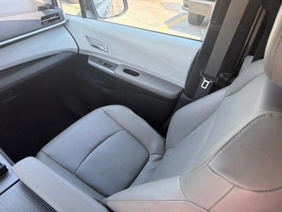 2025 Toyota Sienna XLE 8 Passenger