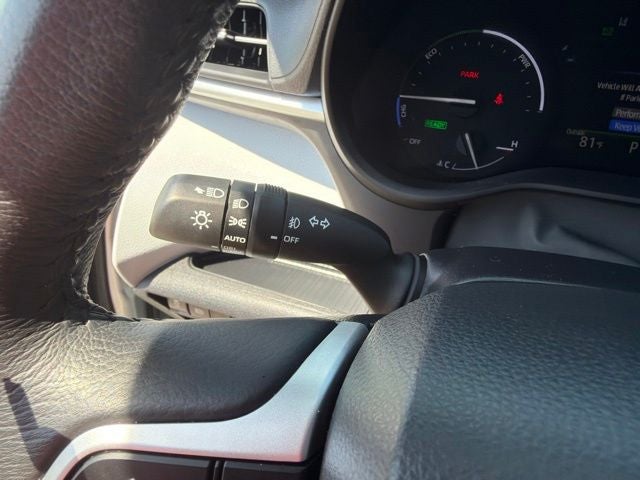 2025 Toyota Sienna XLE 8 Passenger