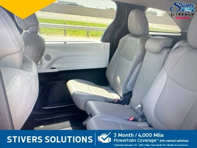 2025 Toyota Sienna XLE 8 Passenger