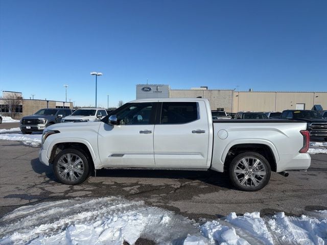 2024 Toyota Tundra Hybrid Capstone
