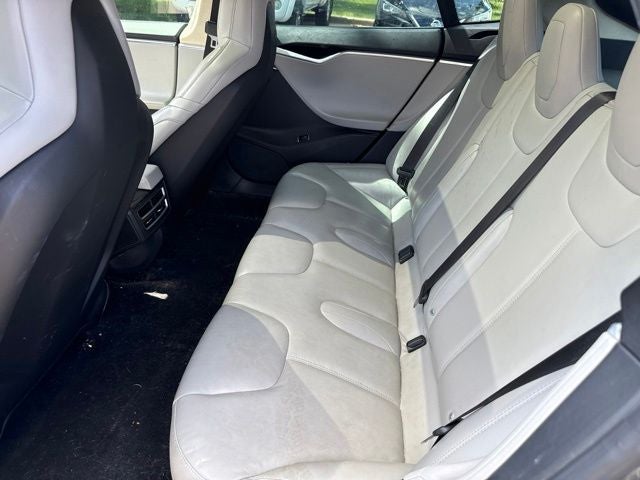 2015 Tesla Model S Base