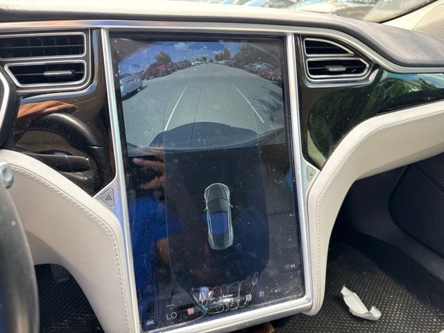 2015 Tesla Model S Base