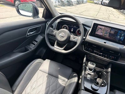 2024 Nissan Rogue Platinum